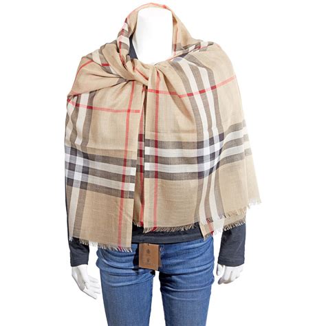 burberry 8018468|Burberry Lightweight Check Wool Scarf Archive Beige .